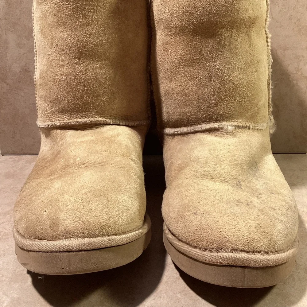 Ugg Y2K Tan Men’s Boot Size 9